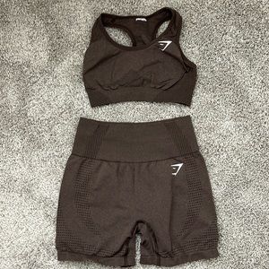 LIKE NEW BROWN GYMSHARK VITAL SET
